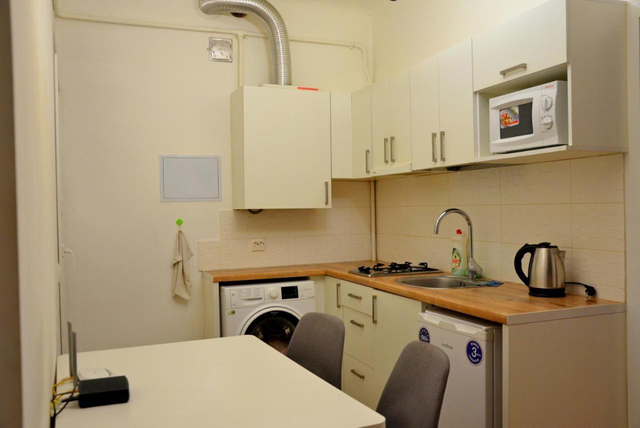 לבוב Brand New Apartment In City Center מראה חיצוני תמונה